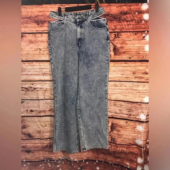 Women’s Wide leg diamond studded jeans size 10 - Picture 4 of 16